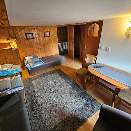Osmelakowa Dolina Villa Spalona Luaran gambar